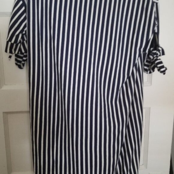 ASOS Navy Blue and White Striped Short Sleeved Dress Ladies Size 8 - Picture 6 of 7
